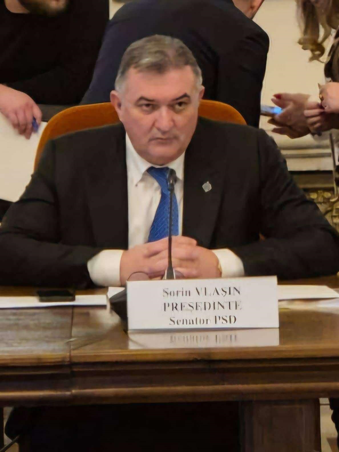 Senatorul Vlașin cere dialog și transparență în procesul decizional 