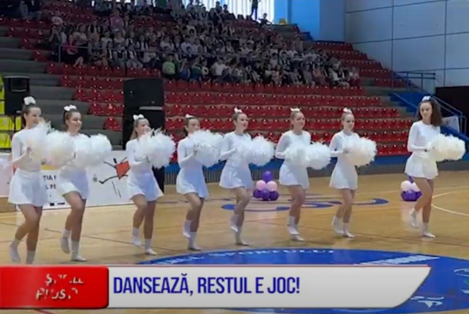 DANSEAZĂ, RESTUL E JOC!