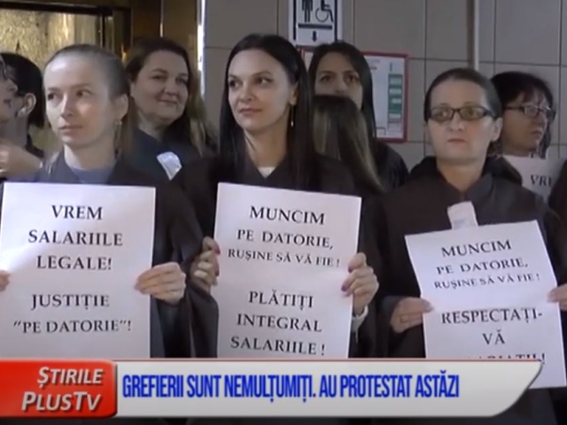 GREFIERII SUNT NEMULȚUMIȚI. AU PROTESTAT ASTĂZI