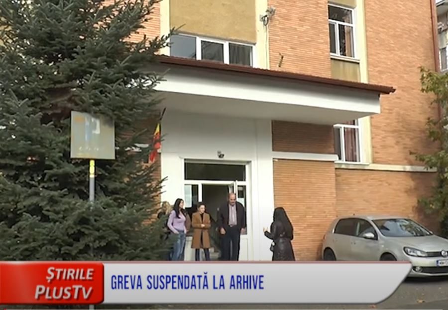 GREVA, SUSPENDATĂ LA ARHIVE