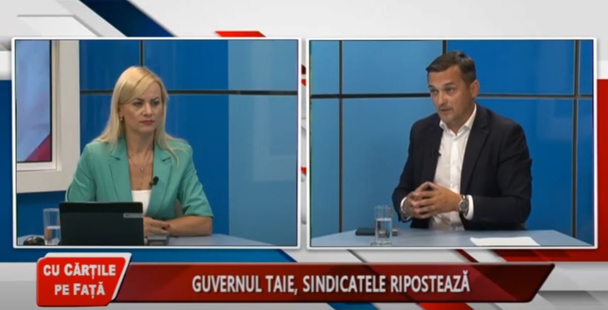 CU CĂRȚILE PE FAȚĂ - GUVERNUL TAIE, SINDICATELE PROTESTEAZĂ