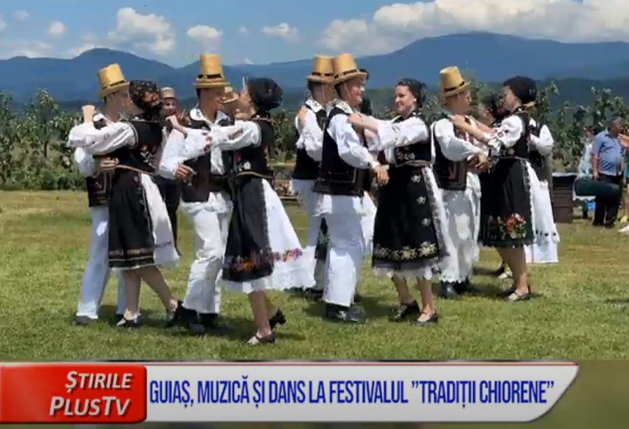 GUIAȘ, MUZICĂ ȘI DANS LA FESTIVALUL ”TRADIȚII CHIORENE”