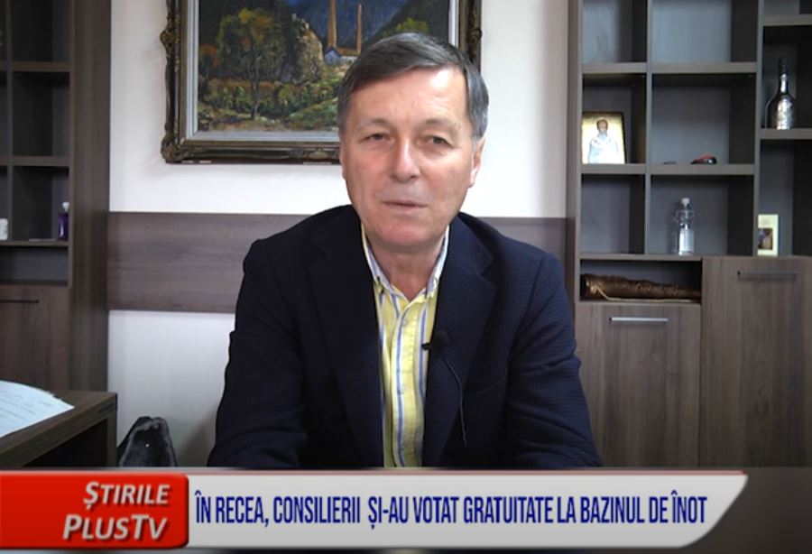 ÎN RECEA, CONSILIERII  ȘI-AU VOTAT GRATUITATE LA BAZINUL DE ÎNOT