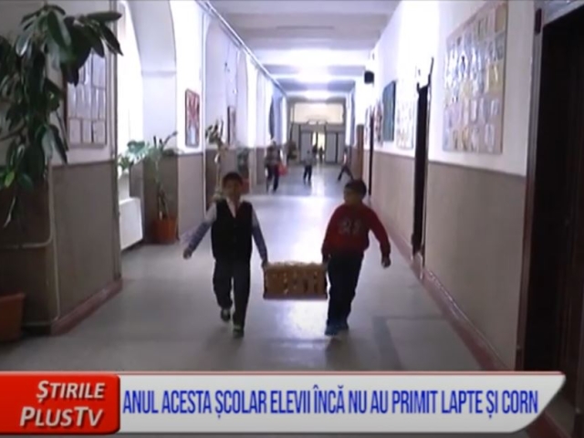 ANUL ACESTA ȘCOLAR ELEVII ÎNCĂ NU AU PRIMIT LAPTE ȘI CORN