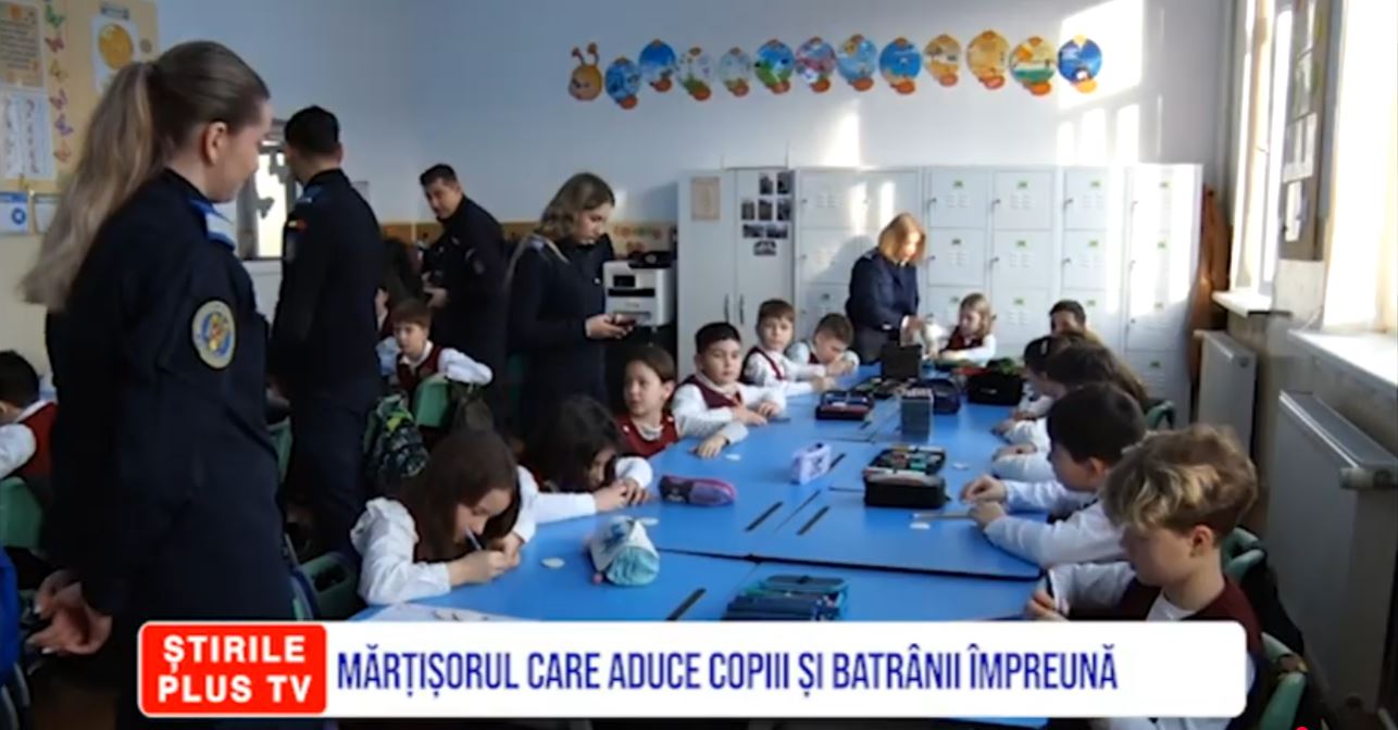 MĂRȚIȘORUL CARE ADUCE COPIII ȘI BATRÂNII ÎMPREUNĂ