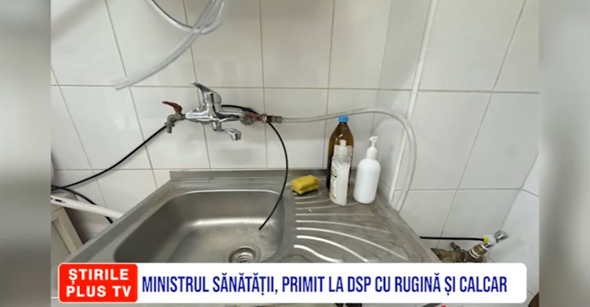 MINISTRUL SĂNĂTĂȚII, PRIMIT LA DSP CU RUGINĂ ȘI CALCAR