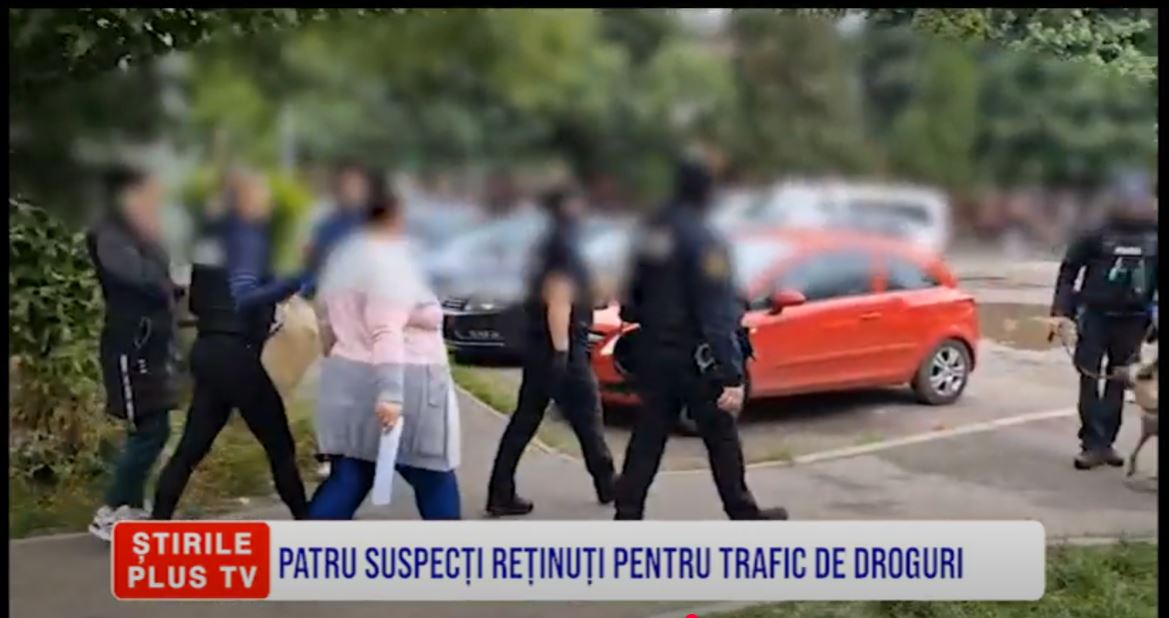 PATRU SUSPECȚI REȚINUȚI PENTRU TRAFIC DE DROGURI