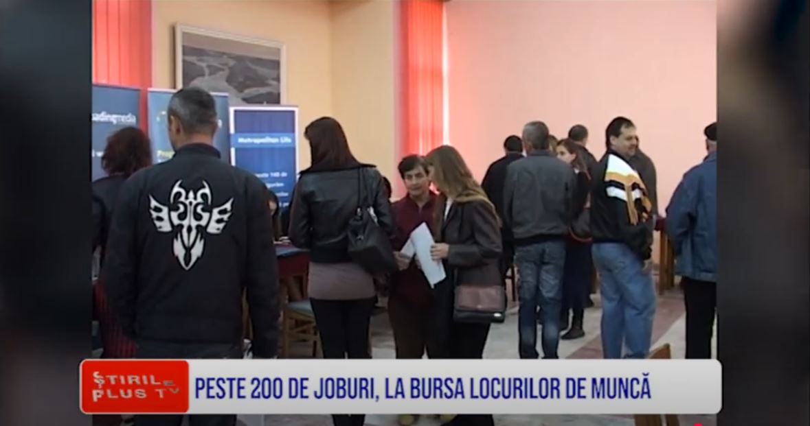 PESTE 200 DE JOBURI, LA BURSA LOCURILOR DE MUNCĂ