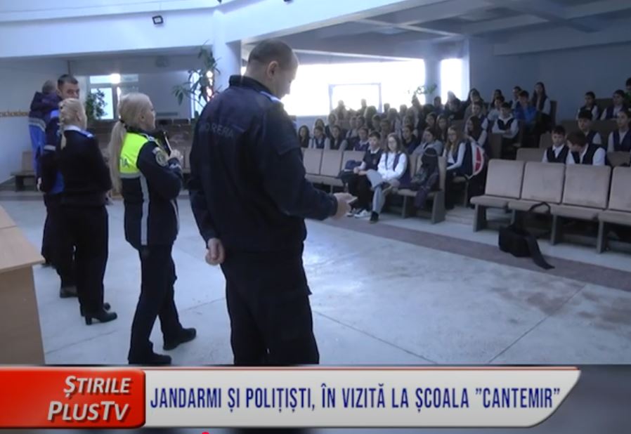 JANDARMI ȘI POLIȚIȘTI, ÎN VIZITĂ LA ȘCOALA ”CANTEMIR”