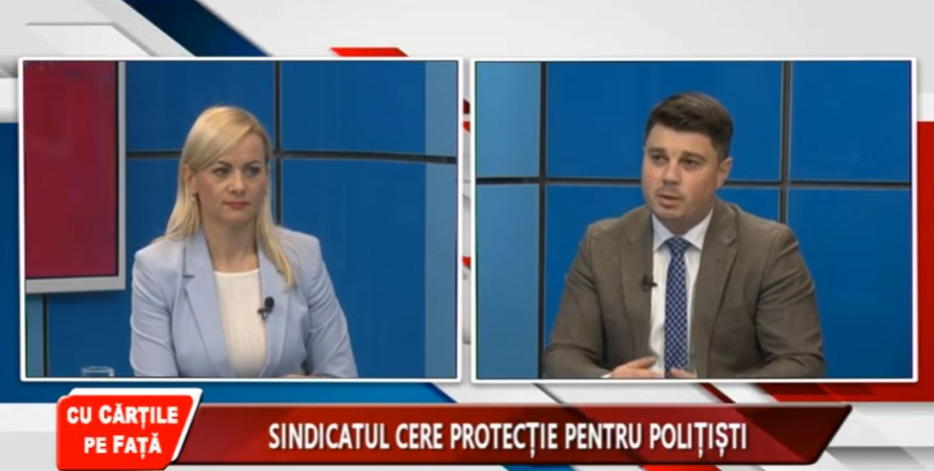 CU CĂRȚILE PE FAȚĂ - SINDICATUL CERE PROTECȚIE PENTRU POLIȚIȘTI 