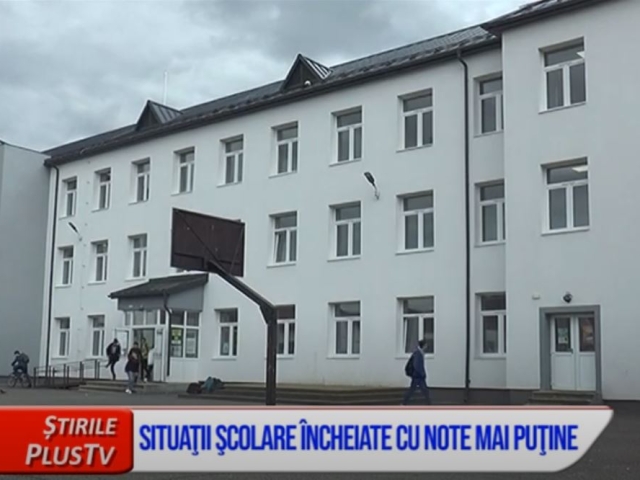 SITUAŢII ŞCOLARE ÎNCHEIATE CU NOTE MAI PUŢINE