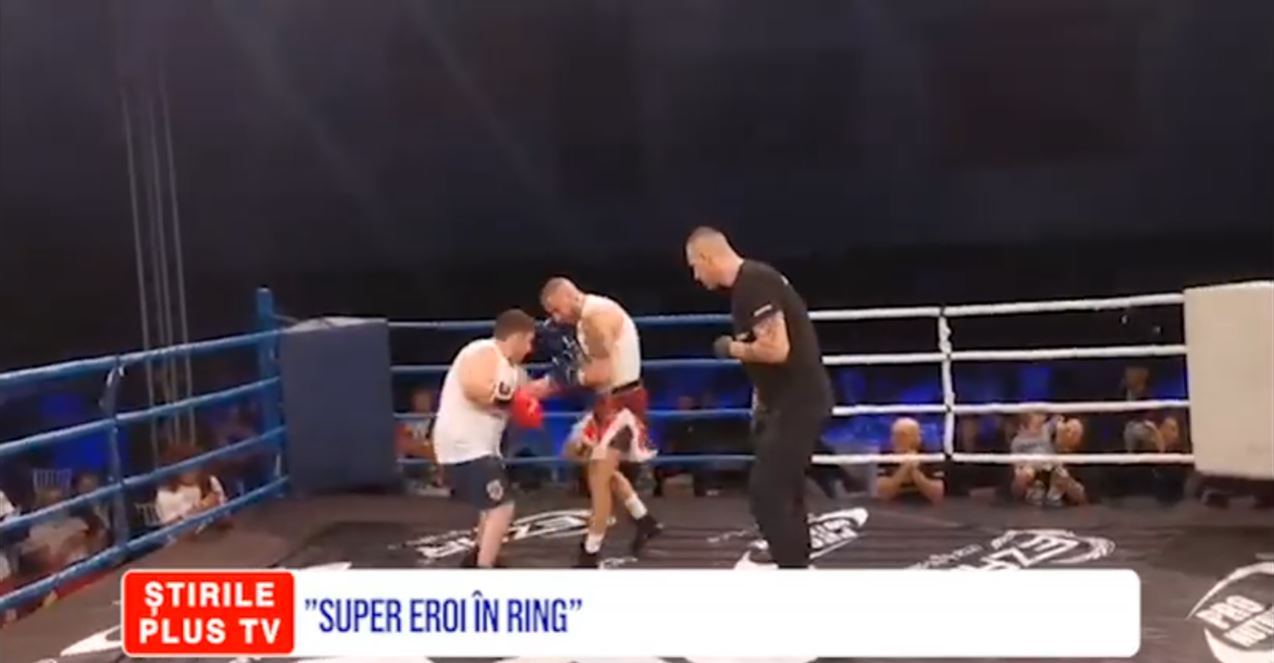 ”SUPER EROI ÎN RING”