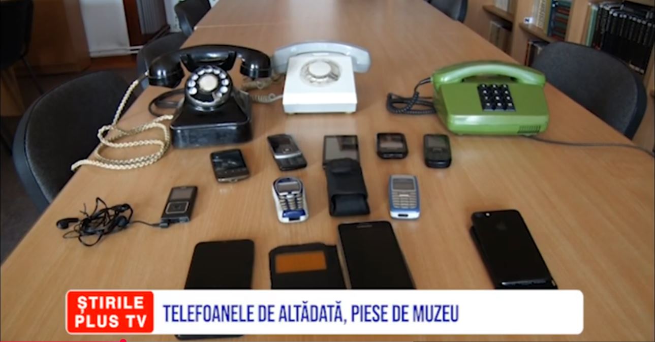 TELEFOANELE DE ALTĂDATĂ, PIESE DE MUZEU